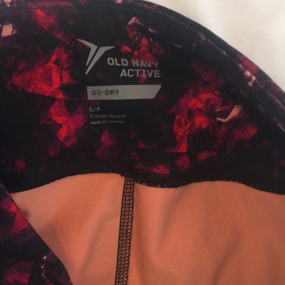 Old navy workout leggings - Picture 4 of 4